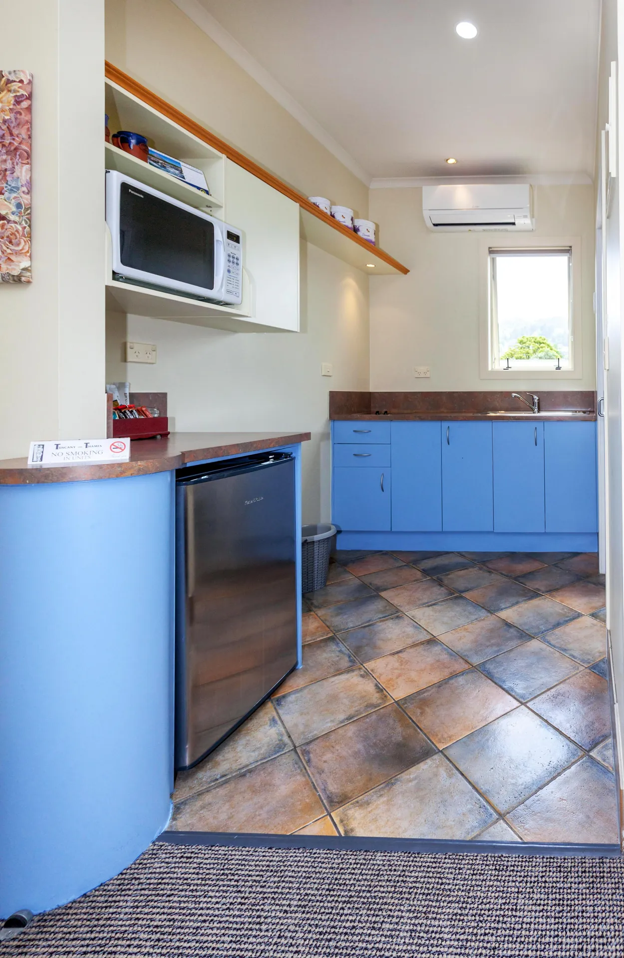 Access Studio Kitchenette Access Studio kitchenette with microwave, fridge, sink and tea and coffee making facilities